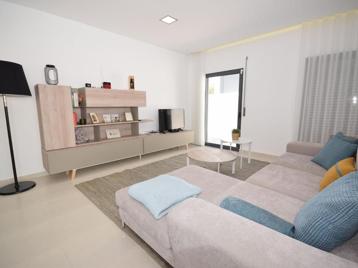 Modern Villa With Private Pool Near The Beautiful Beach Of Foz De Arelho Nadadouro エクステリア 写真