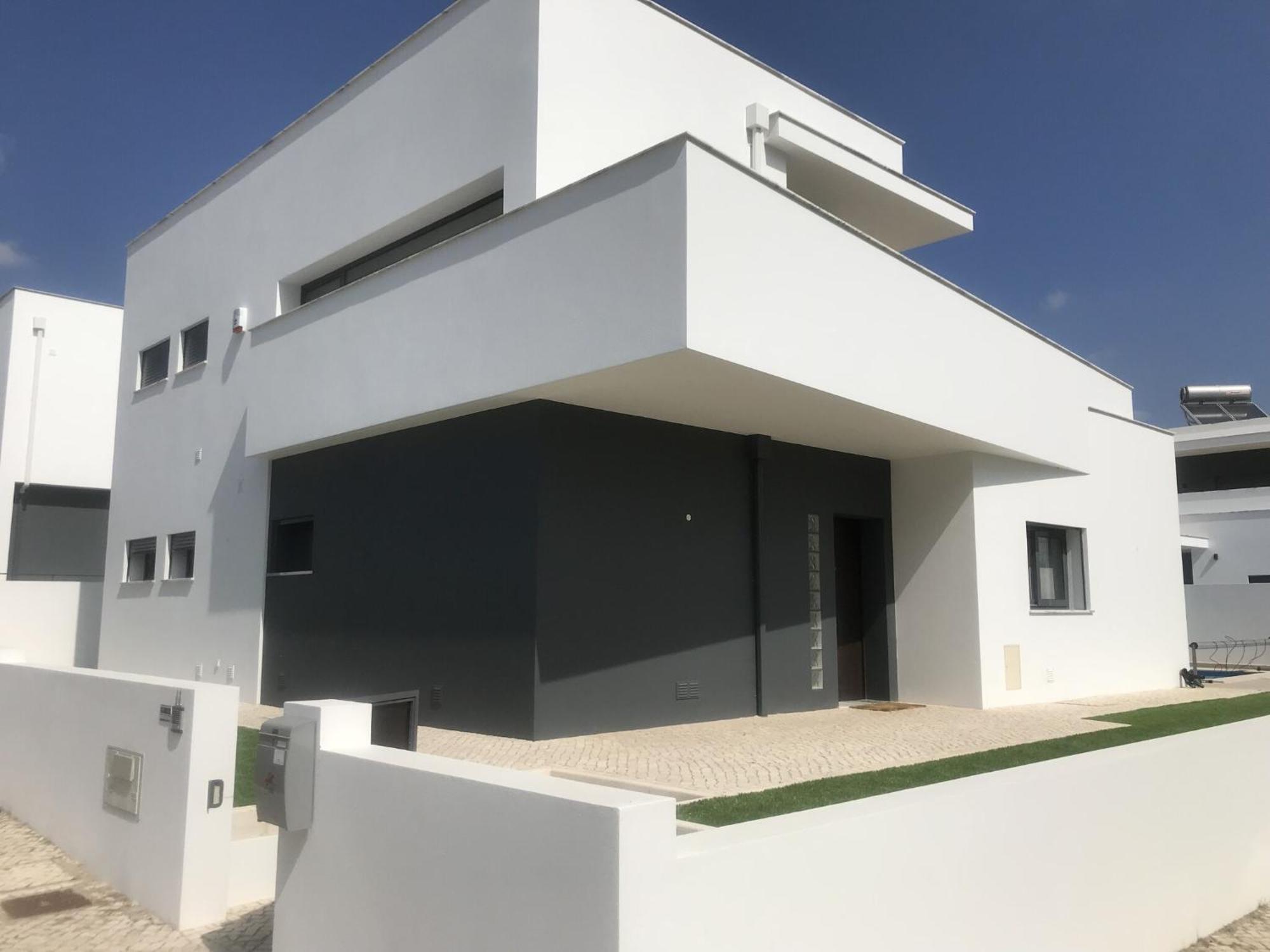 Modern Villa With Private Pool Near The Beautiful Beach Of Foz De Arelho Nadadouro エクステリア 写真